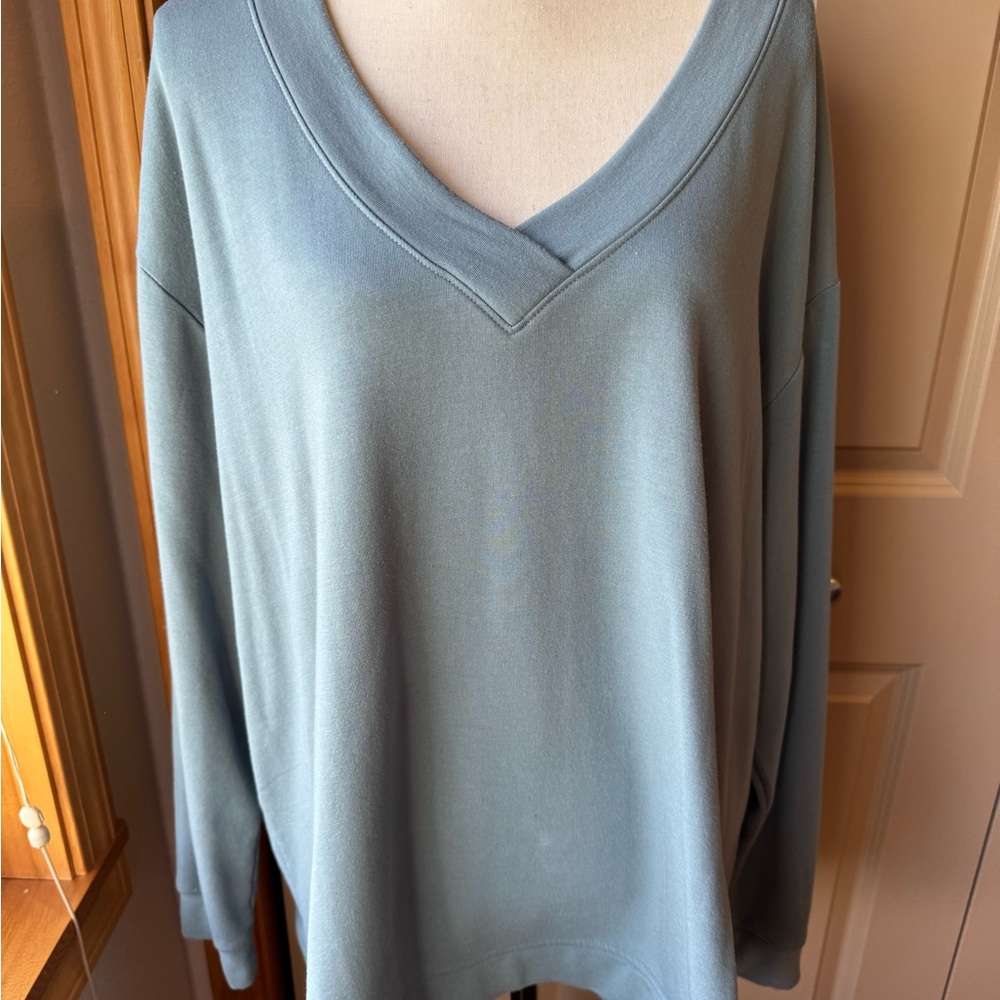 Orvis V-Neck Pullover Sweatshirt